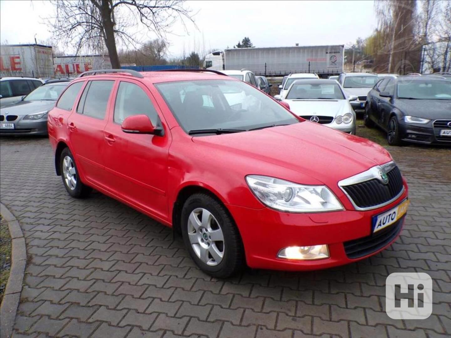 Škoda Octavia 2,0 TDI AUTOMAT,ELEGANCE - foto 1
