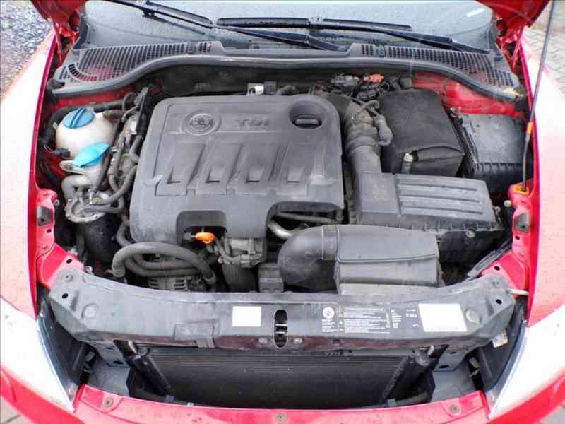 Škoda Octavia 2,0 TDI AUTOMAT,ELEGANCE - foto 14