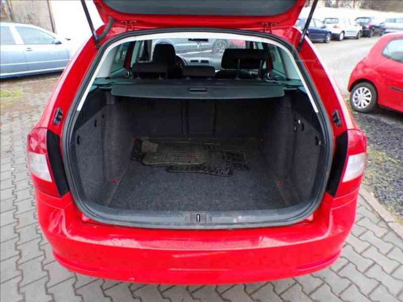 Škoda Octavia 2,0 TDI AUTOMAT,ELEGANCE - foto 10