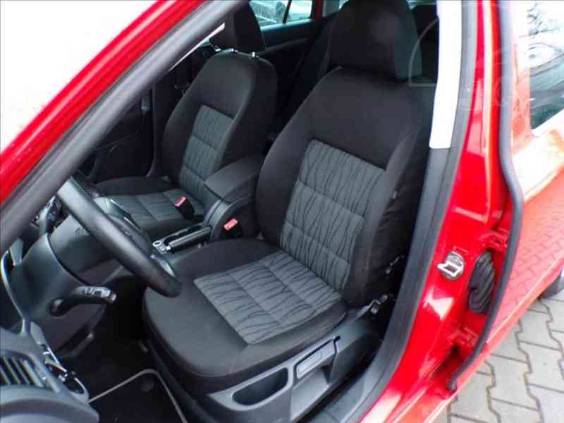 Škoda Octavia 2,0 TDI AUTOMAT,ELEGANCE - foto 8