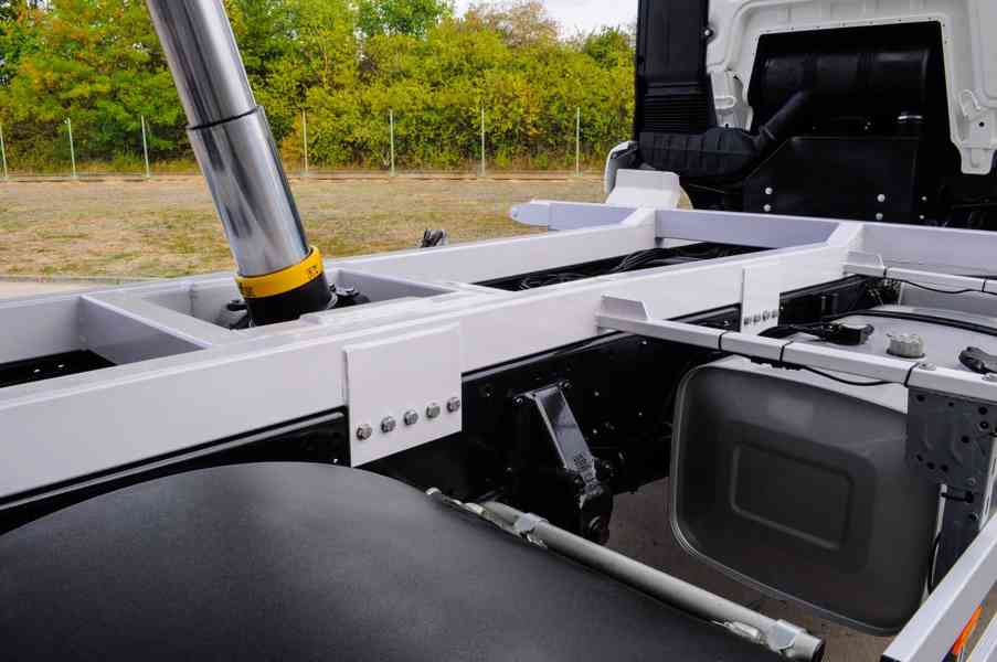 MAN TG 310A - TŘÍSTRANNÝ SKLÁPĚČ / VYKLÁPĚČ / SKLOPKA EU3 - foto 80