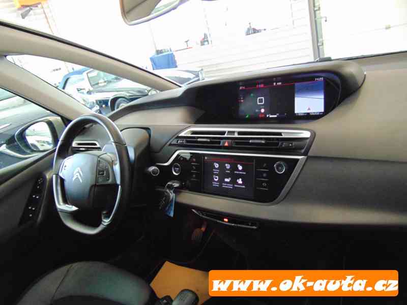 Citroën Grand C4 Picasso 1.6 HDI SHINE 96 kW 7MÍST 2019 - foto 18