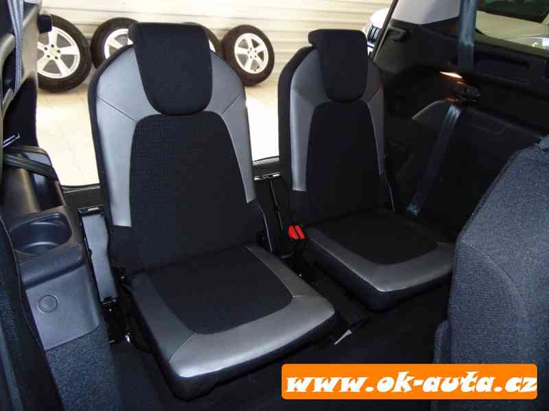 Citroën Grand C4 Picasso 1.6 HDI SHINE 96 kW 7MÍST 2019 - foto 11