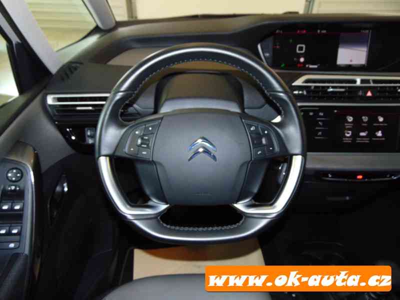 Citroën Grand C4 Picasso 1.6 HDI SHINE 96 kW 7MÍST 2019 - foto 15