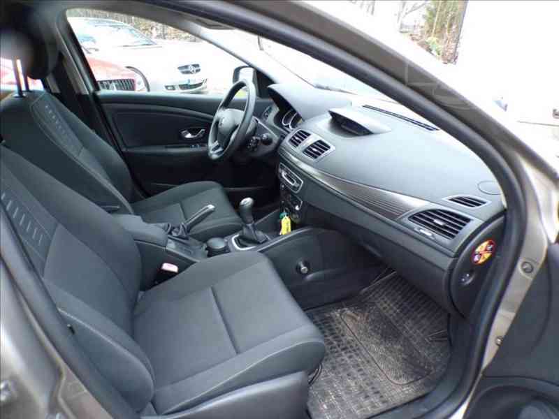 Renault Megane 1,6 16V DIGI.KLIMA,1.MAJITEL - foto 11