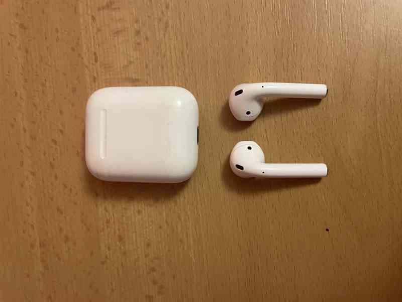 Apple AirPods - foto 2