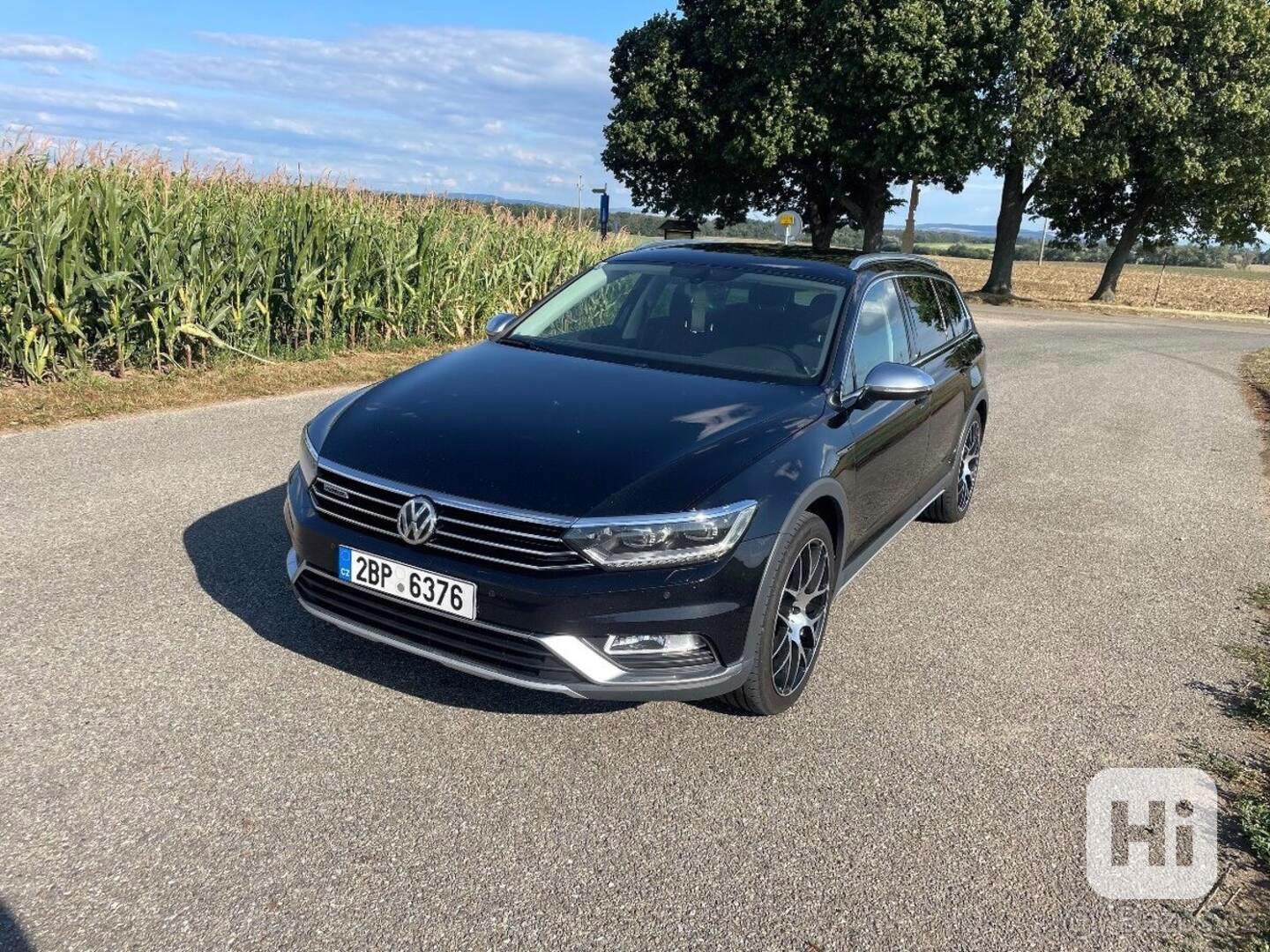 Volkswagen Passat 2,0   B8 ALLTRACK - foto 1