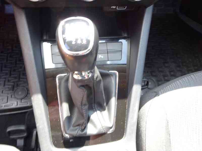 Škoda Octavia 2.0 TDI r.v.2018 (110 kw) Koupeno ČR - foto 12