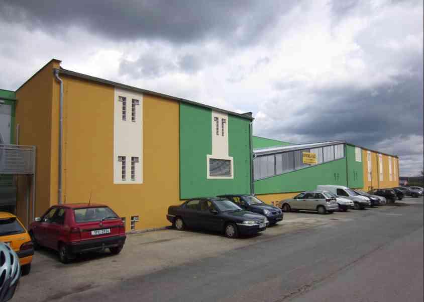 Pronájem části garáže 17 m² pro parkování motocyklu - foto 5