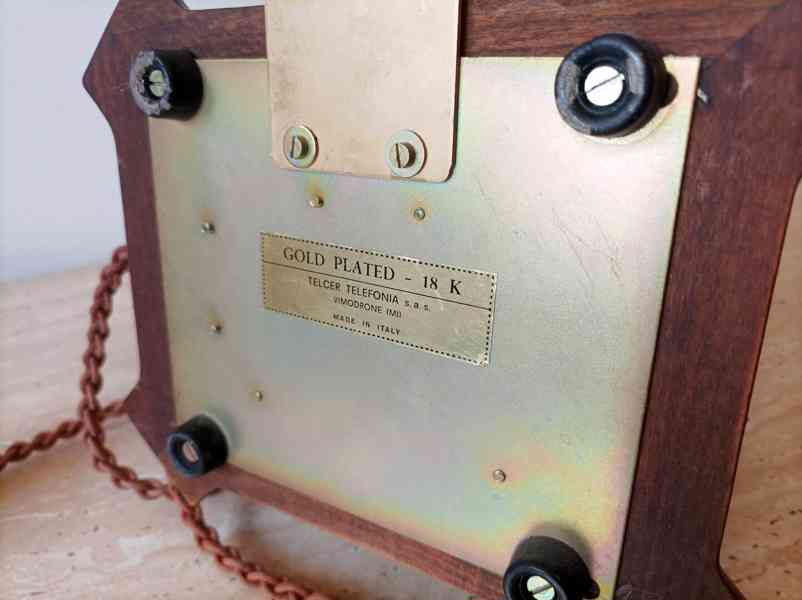 Starožitný elegantní stolní telefon v krásném stavu  - foto 14