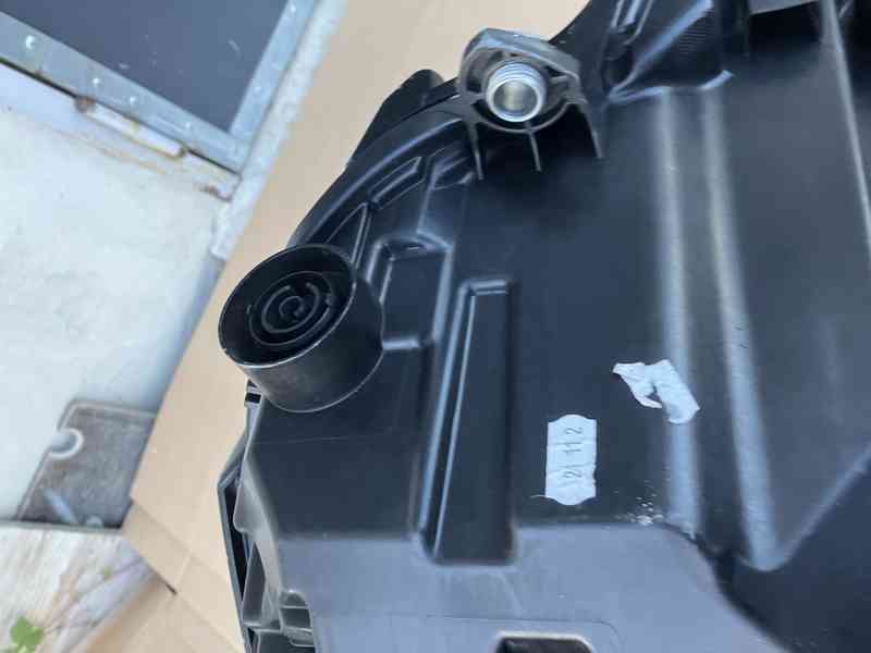 predni svetla vw transporter t6.1 20- levy pravy - foto 19