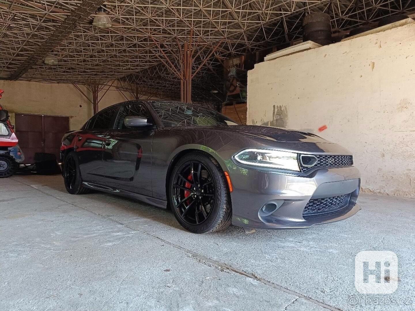 Dodge Charger 6,4   SRT Daytona edition Hellcat lo - foto 1