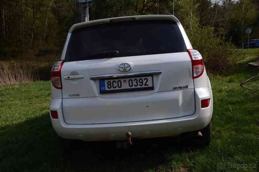Toyota RAV4 4 - foto 4