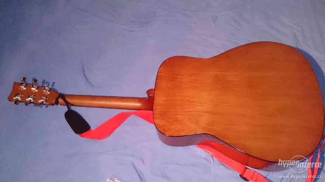 Prodám akustickou kytaru YAMAHA F310 - foto 2