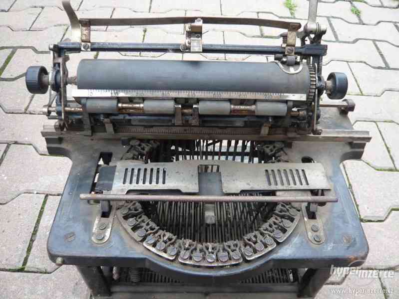 Starožitný psací stroj Remington 9 - foto 6
