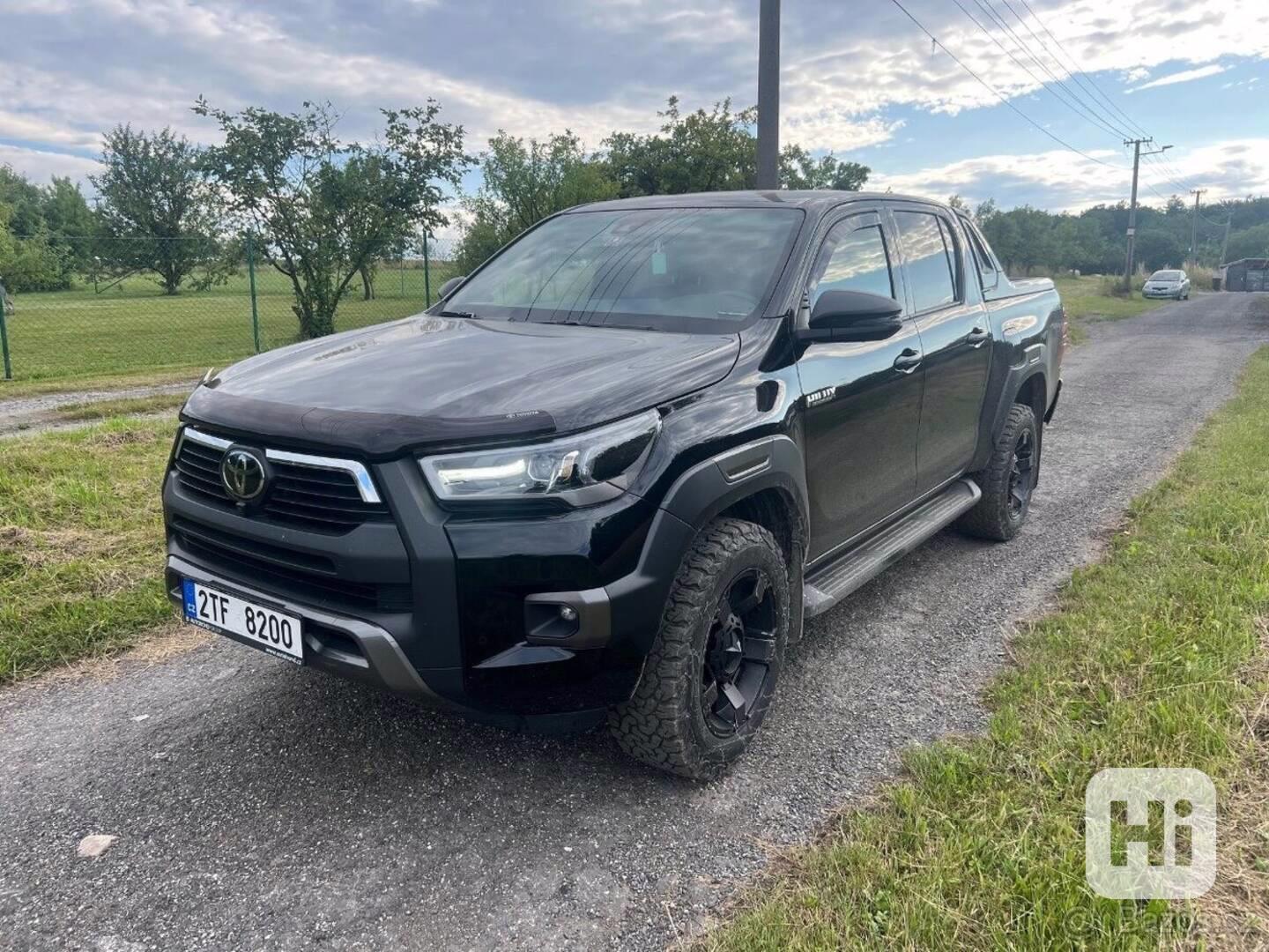 Toyota Hilux D-4D 150 kW, ČR, 1.majitel - foto 1