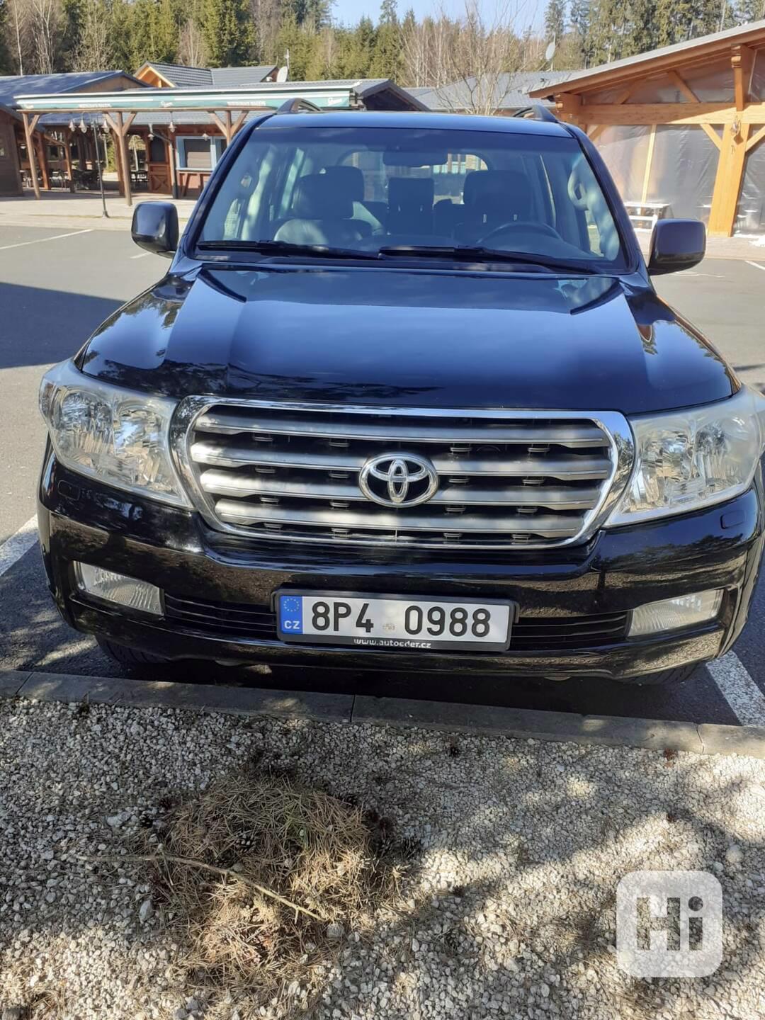 Toyota Land Cruiser L200 V8 - foto 1