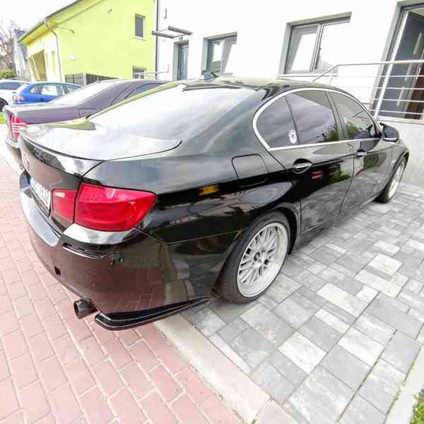BMW F10 2010 NAFTA manual bazar Hyperinzerce.cz