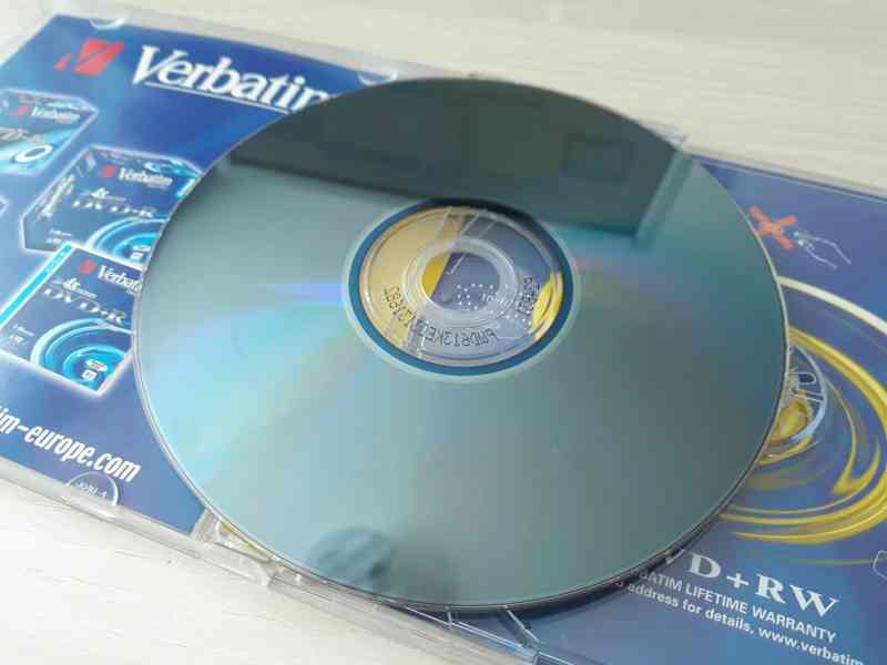  DVD+RW 4x Verbatim AZO 4,7 GB  - foto 2