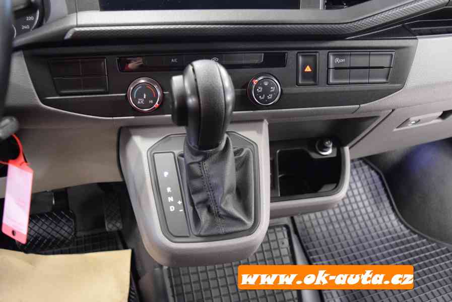 Volkswagen Transporter 2.0 TDI COMFORT DSG LONG 5 MÍST 2022  - foto 17