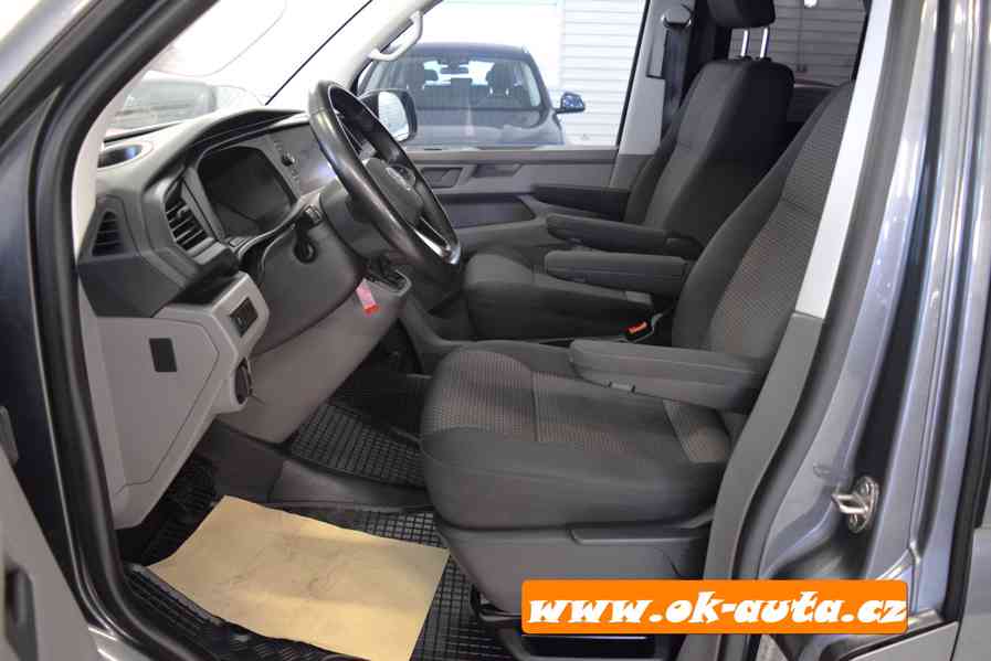 Volkswagen Transporter 2.0 TDI COMFORT DSG LONG 5 MÍST 2022  - foto 8