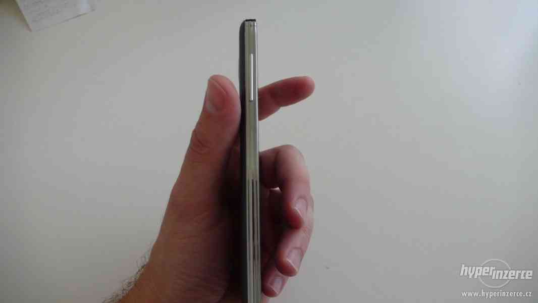 Samsung Galaxy S5 (G900F)Charcoal Black - foto 6