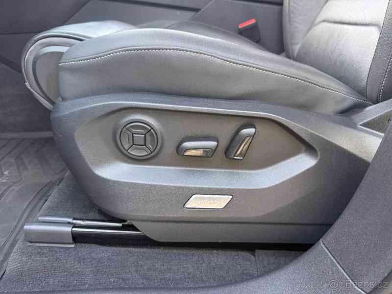 Volkswagen Touareg 3,0   V6 210kW TOP STAV - foto 5