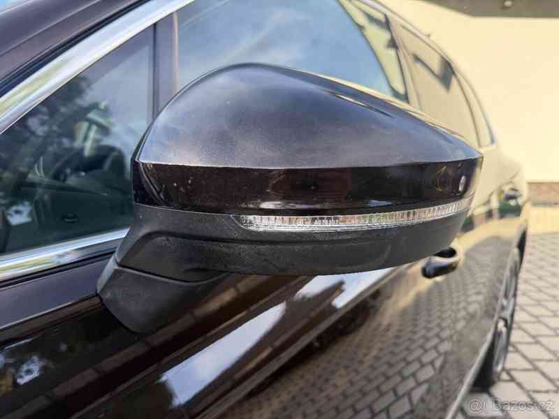 Volkswagen Touareg 3,0   V6 210kW TOP STAV - foto 4