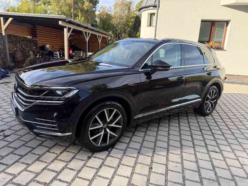 Volkswagen Touareg 3,0   V6 210kW TOP STAV - foto 2