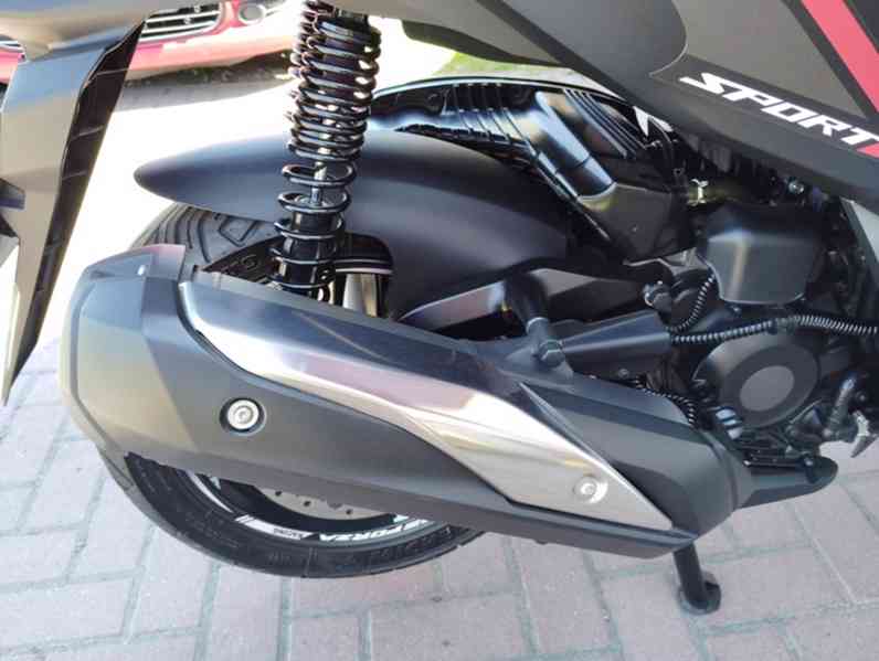 Honda Forza 300 (NF08) 2019-TOP stav,Tuning,včetně doplňků - foto 17