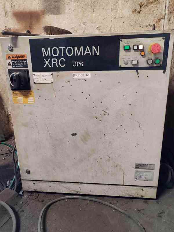 Použitý svařovací robot Motoman XRC, r. v. 2002 - foto 8