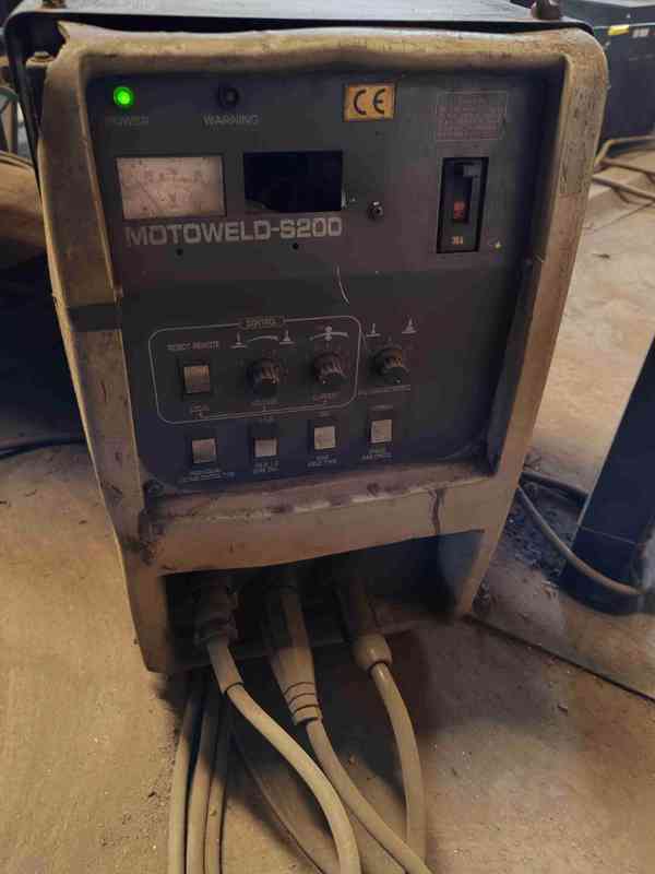 Použitý svařovací robot Motoman XRC, r. v. 2002 - foto 5