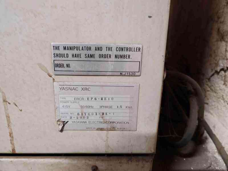 Použitý svařovací robot Motoman XRC, r. v. 2002 - foto 7