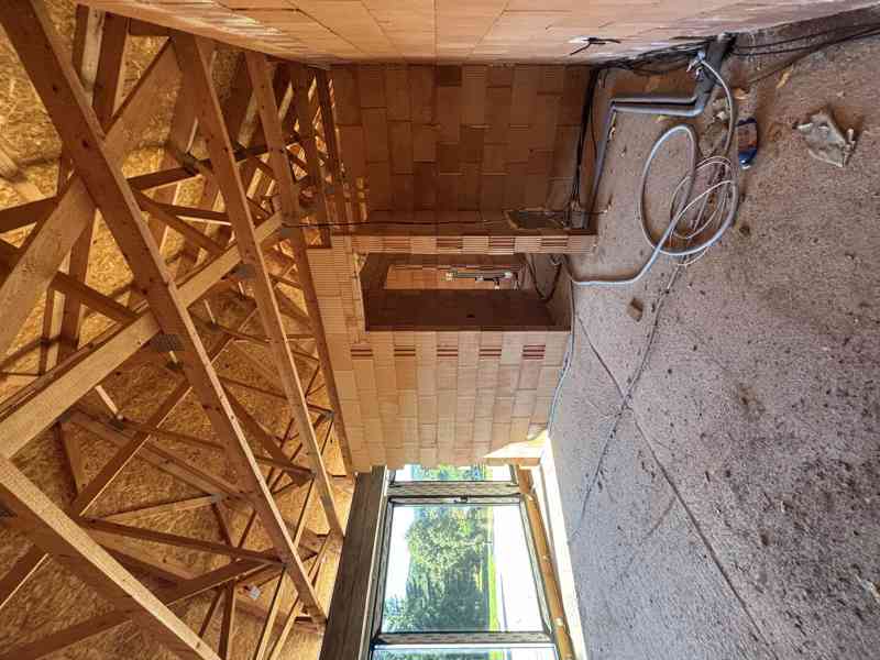 Prodej rozestavěného rodinného domu v klidné části Frymburku - foto 8