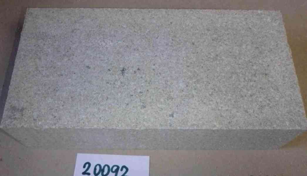 Čtyřsloupový hydr. lis pro lisování keramických materiálů   - foto 19