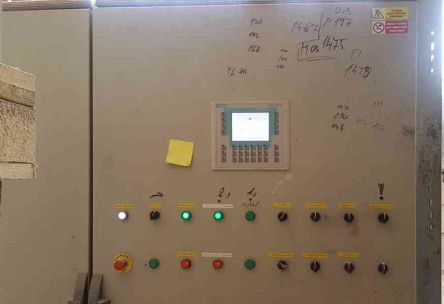 Čtyřsloupový hydr. lis pro lisování keramických materiálů   - foto 8