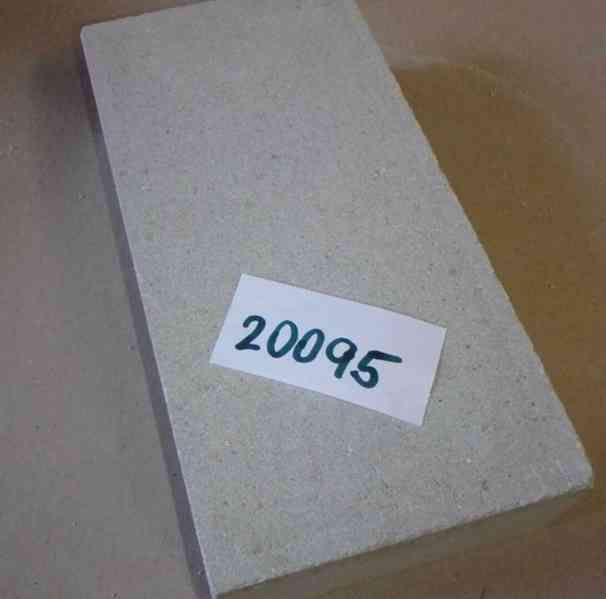 Čtyřsloupový hydr. lis pro lisování keramických materiálů   - foto 24