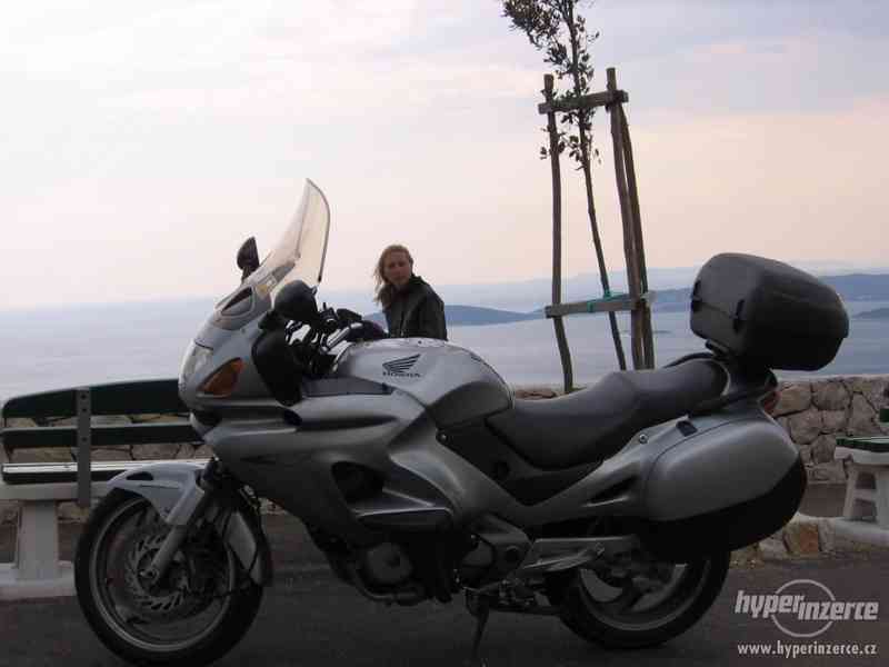 Honda NT 650 V Deauville - foto 1