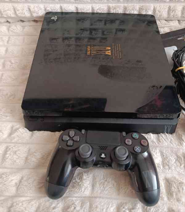 PS4 SLIM EDICE FINAL FANTASY CUH-2016B - foto 2