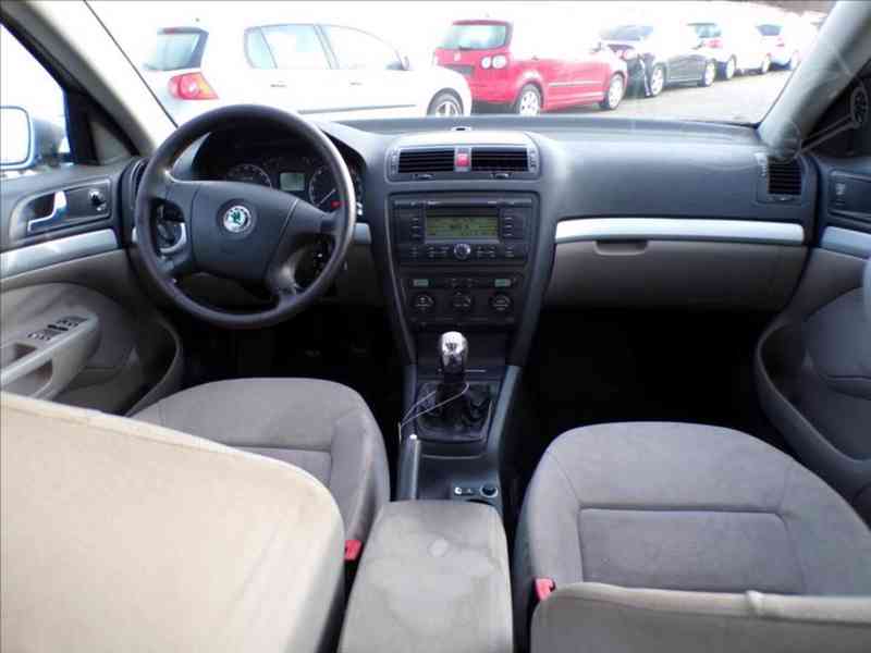 Škoda Octavia 2,0 TDI - foto 5