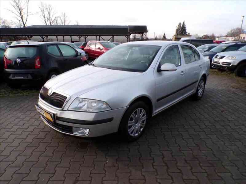 Škoda Octavia 2,0 TDI - foto 2