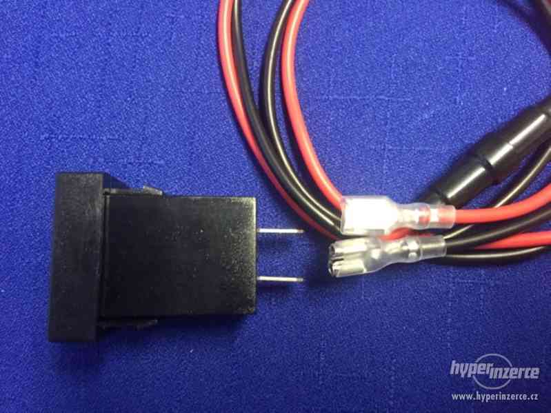 USB ROZDVOJKA A VOLTMETR - foto 5