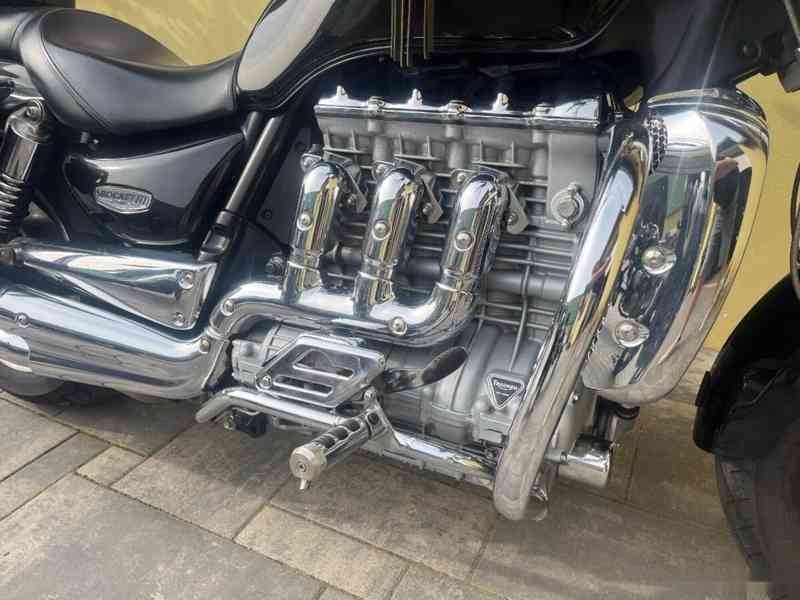 Triumph Rocket III - foto 5