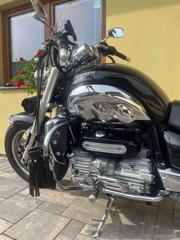 Triumph Rocket III - foto 13