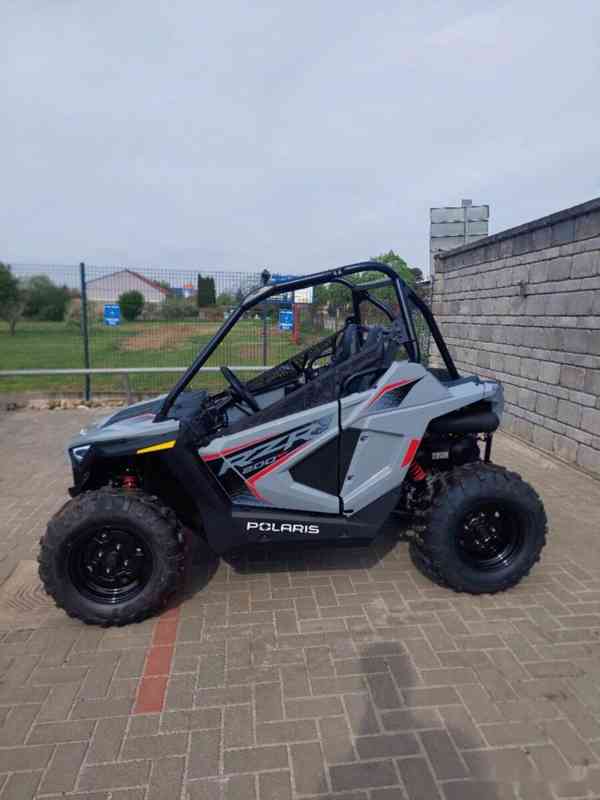 POLARIS RZR 200 - foto 4