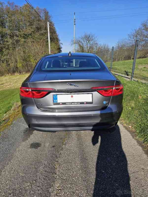 Jaguar XF 2,0   120 kW, výbava Prestige, Merid - foto 8