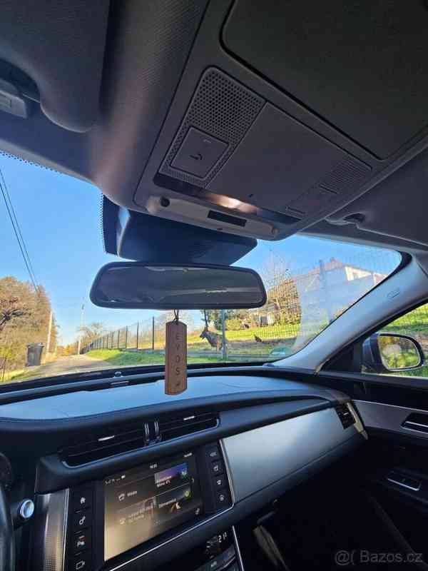 Jaguar XF 2,0   120 kW, výbava Prestige, Merid - foto 17