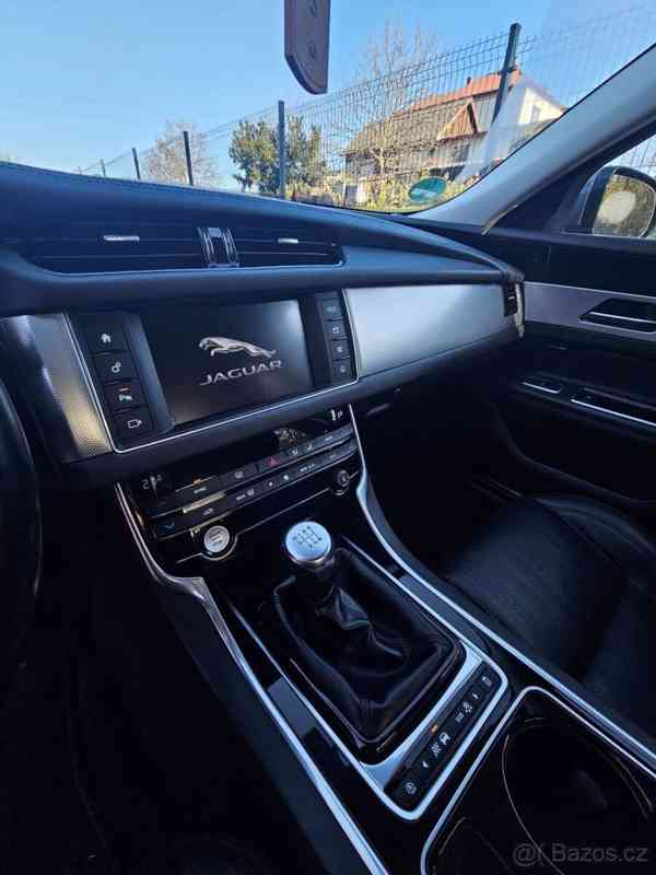 Jaguar XF 2,0   120 kW, výbava Prestige, Merid - foto 16