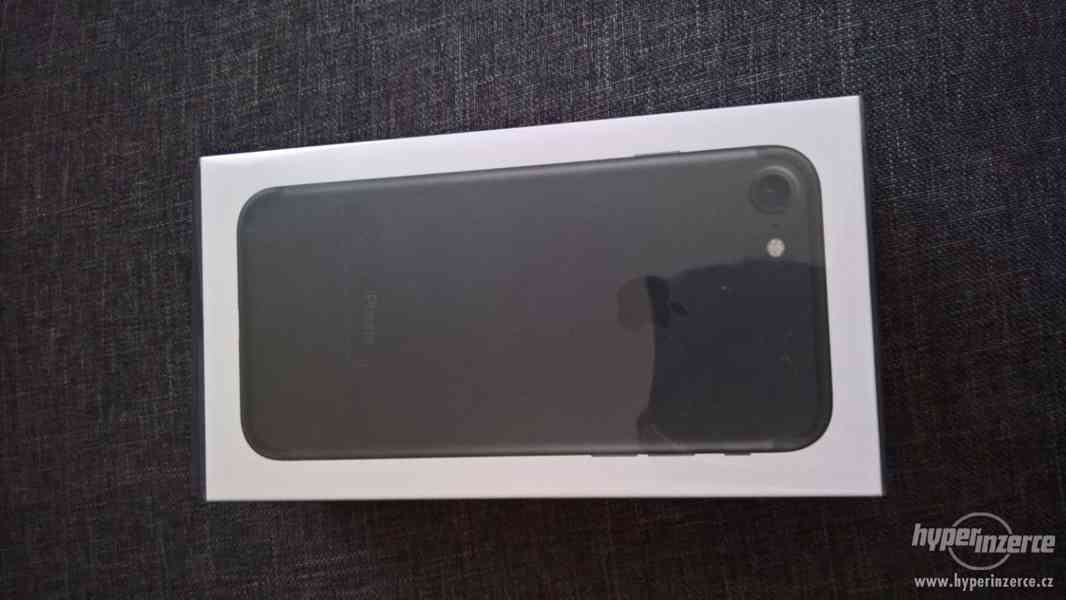 Apple iPhone 7 128 GB - Black (MN922CN/A) - foto 1