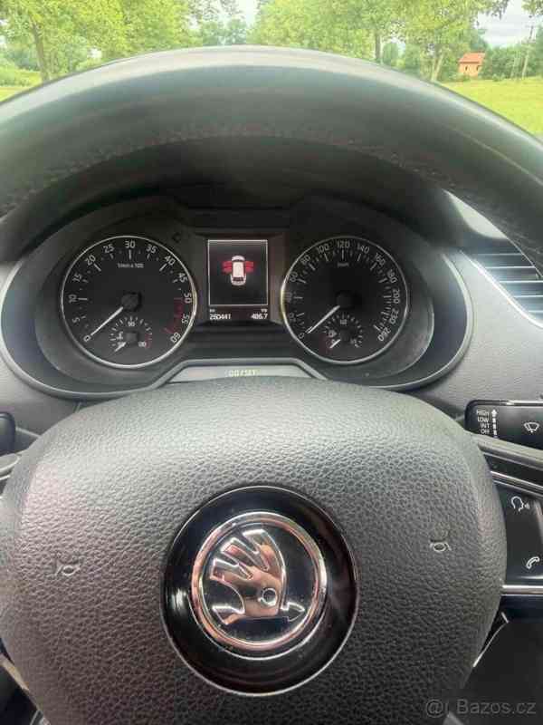 Škoda Octavia 1,6   TDI 77kW 4x4 - foto 9